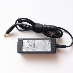 MINI CHARGEUR POUR PC PORTABLE  SAMSUNG 19V*2.1A – 5.3*3.0 mm