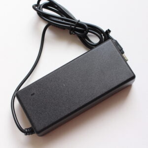 CHARGEUR POUR PC PORTABLE  HP 19V*4.74A – 4,8 * 1,7 mm
