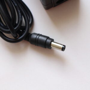 CHARGEUR  POUR PC PORTABLE  TOSHIBA 19V*2.37A