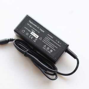 CHARGEUR  Pour écran SAMSUNG D45-14V*1.79A 25W – 6.5*4.4mm
